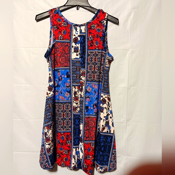 Discreet EUC Junior's Tank Dress A-line Skirt, Size Large, Seriously Soft! - Picture 8 of 8